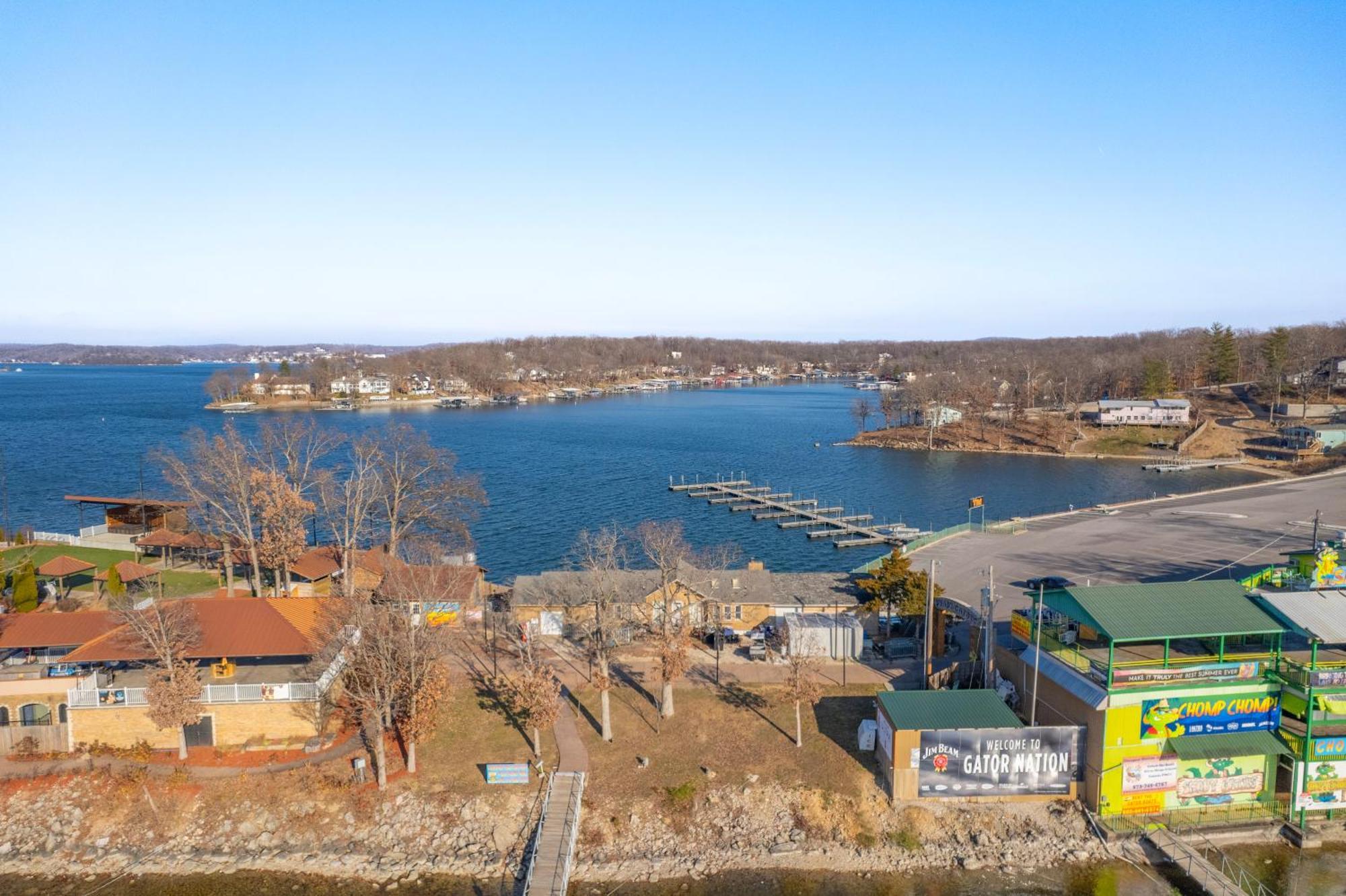 Lazy Gator House- Sleep 20- Bachelor Parties Welcome Lake Ozark Exterior photo